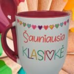 Puodelis "Šauniausia klasiokė"