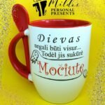 Puodelis "Dievas negali būti visur"