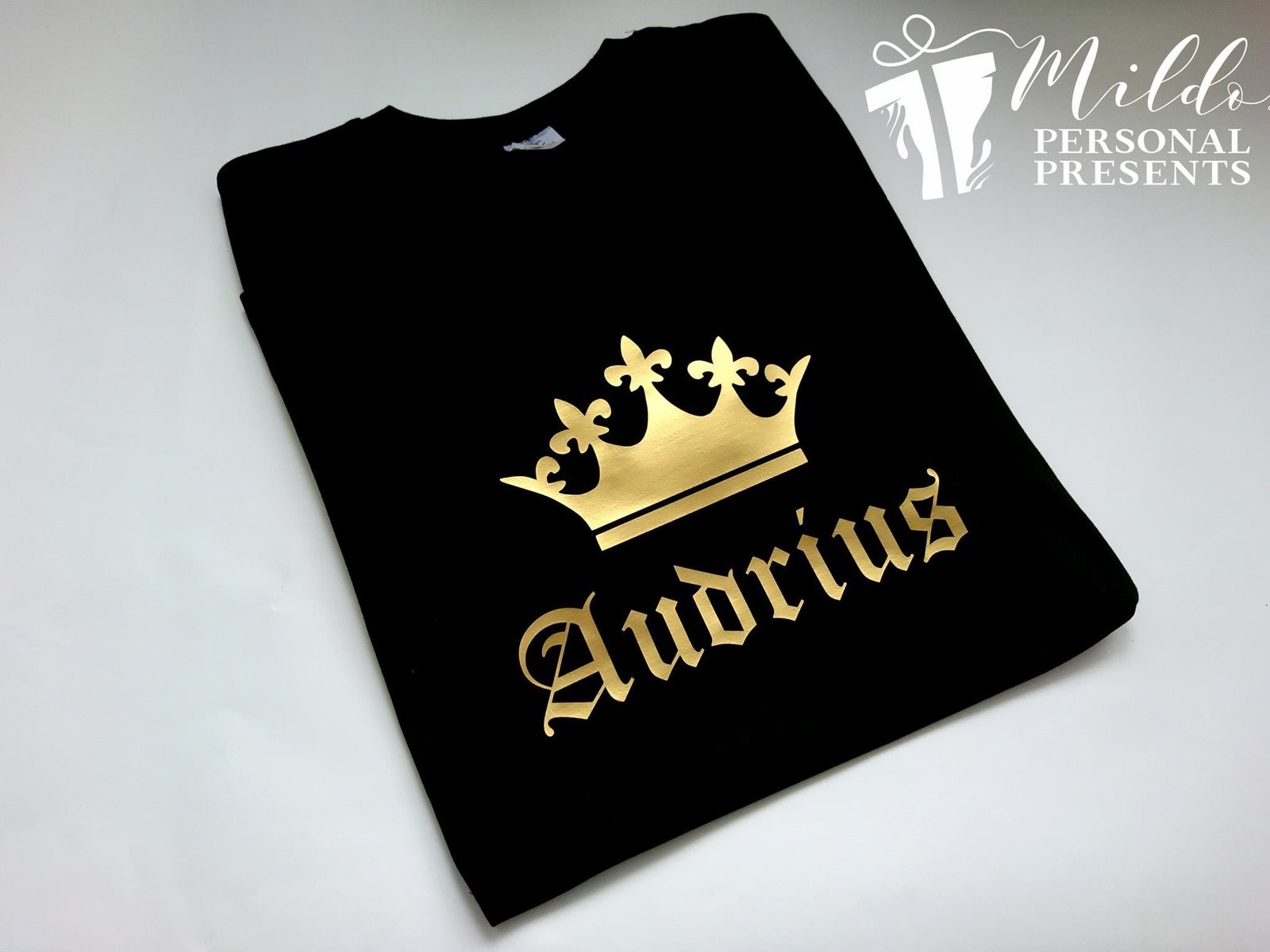 87975822_1402621049907877_9078489814864494592_o.jpg Marškinėliai "Vardiniai su karūna" - Image 1